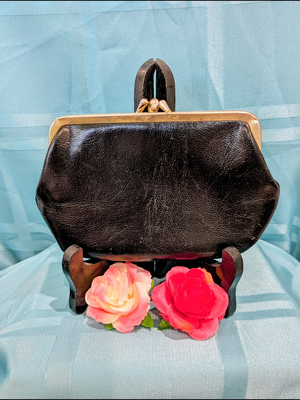 Vintqge Classic Black Leather Kiss-Lock Coin Purse